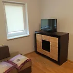 Dom Za Tujami 30 Min Od Centrum Poznania Strykowo