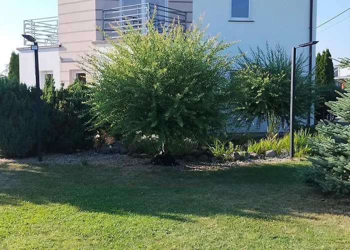 ホームステイ Dom Za Tujami 30 Min Od Centrum Poznania Strykowo