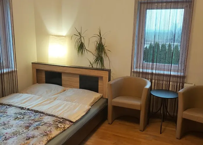 Dom Za Tujami 30 Min Od Centrum Poznania Strykowo