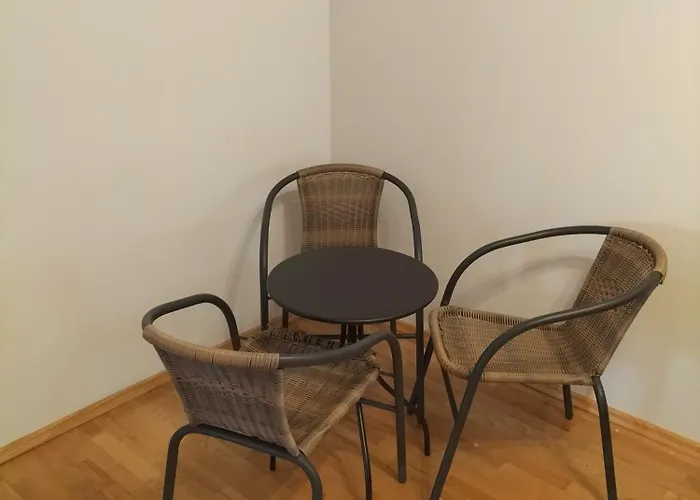 Quarto em Acomodações Particulares Dom Za Tujami 30 Min Od Centrum Poznania